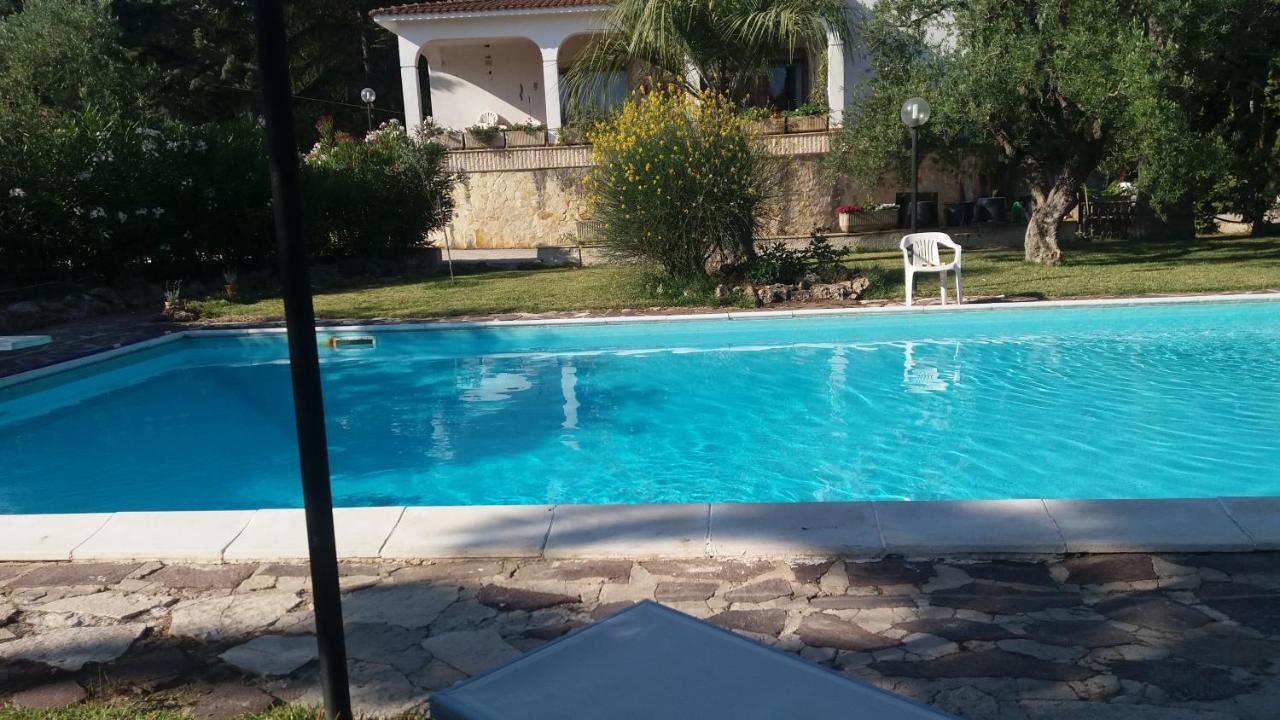 La Ginestra Bed & Breakfast Trani Exterior photo