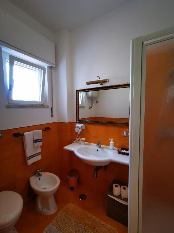 La Ginestra Bed & Breakfast Trani Exterior photo